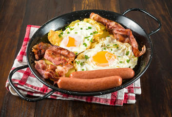 Huevos con bacon
