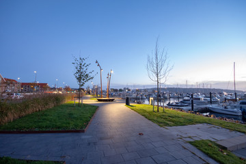 Naklejka premium Quiet morning at the marina