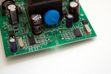 Printed circuit board chip with chips and candins