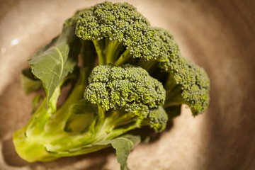 a crown of raw broccoli