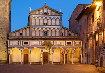 Pistoia, Toscana, Italia, facciata del Duomo, chiesa principale sulla piazza del Duomo, vista...