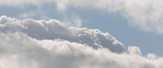 Fluffy Cloud Collection Ixi