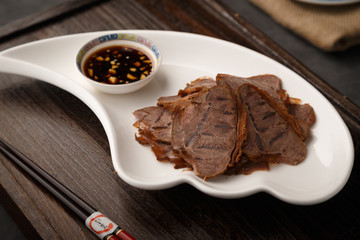 Dried jokbal slices