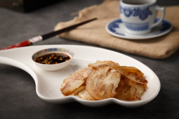 Dried jokbal slices
