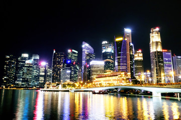 Fototapeta na wymiar Singapore night view from Esplanade bridge 