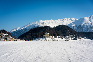 Im Winter auf dem See in St. Moritz