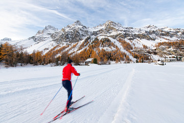 Cross-country skiing in the autumn in the Engadine valley