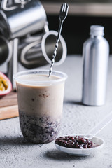 Red bean milk tea