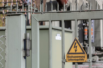 Umspannwerk Vorsicht Hochspannung