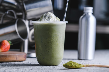 Matcha ice smoothies