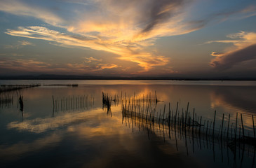 Fototapeta na wymiar Sunset over the lake 4