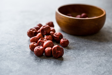 Red Jujube Fruits in Wooden Bowl / Hunnap.