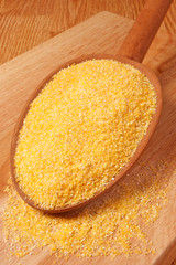 YELLOW MAIZE / POLLENTA FLOUR