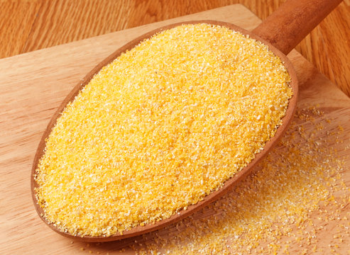 YELLOW MAIZE / POLLENTA FLOUR