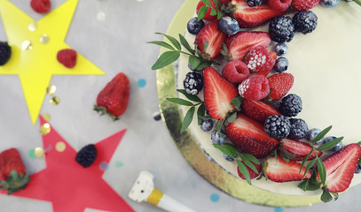 Confectionery flavored cakes for a holiday