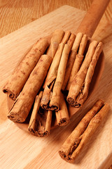 CINNAMON STICKS