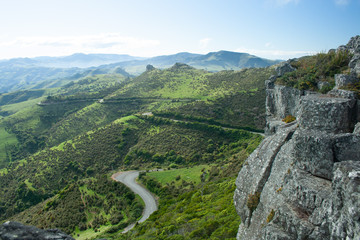 Obraz premium Banks Peninsula with winding road landscape, New Zealand