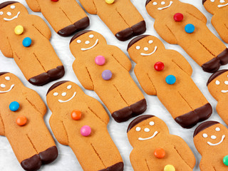 GINGERBREAD MEN