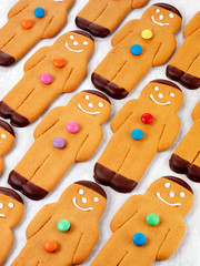 GINGERBREAD MEN