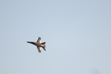 planes doing stunts