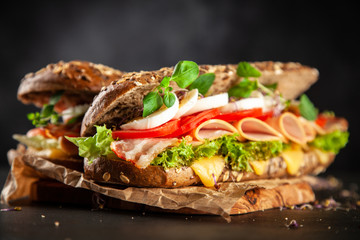 Classic BLT sandwiches
