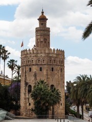 Fototapeta na wymiar Seville Golden tower 
