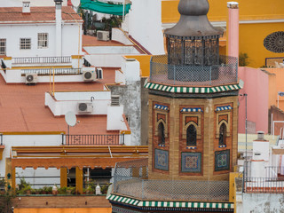 Fototapeta na wymiar Seville medieval tower detail