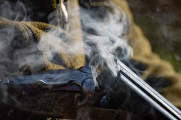 Flinte mit Qualm 