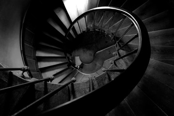 Spirale Staircase in Black and White