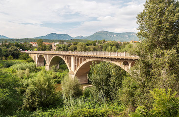 Fototapeta na wymiar Bridge of Besalu in Catalonia