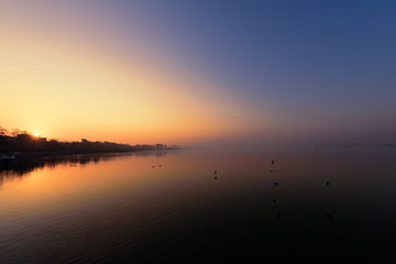 Obraz premium Herbstmorgen am Unteruckersee