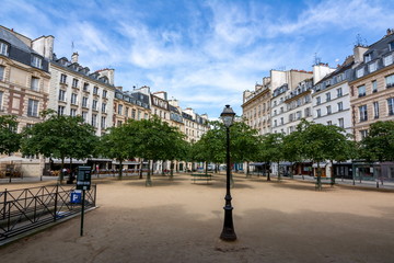 Obraz premium Dauphine square (place) in Paris, France