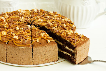 A wonderful caramel cheesecake with homemade caramel, nuts and chocolate.