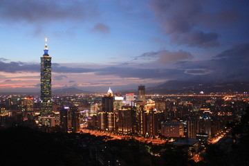Fototapeta na wymiar Vue Panoramique Taipei Taïwan - Panoramic View Taipei Taiwan 
