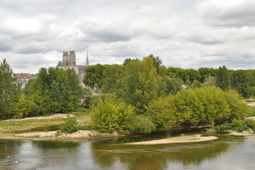 Fototapeta na wymiar vue sur Orléans