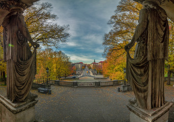 Blick auf M&uuml;nchens Prinzregentenstra&szlig;e vom Friedensengel aus