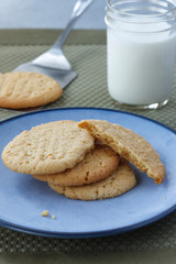Plate of peanut butter cookies.
