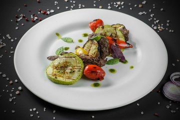 Grilled vegetables with meat