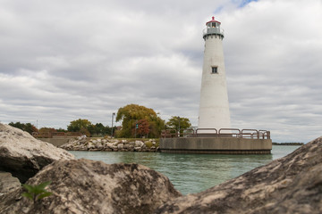 Fototapeta na wymiar Milliken State Park Lighthouse, Detroit Michigan