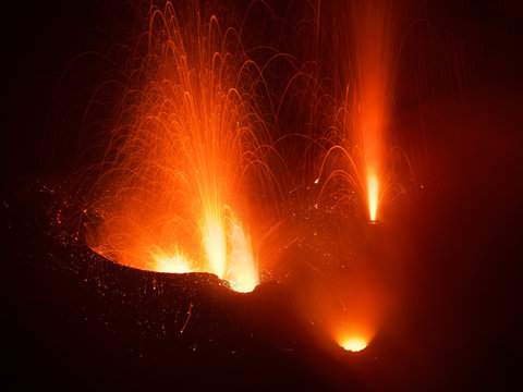 Stromboli Strombolian eruption