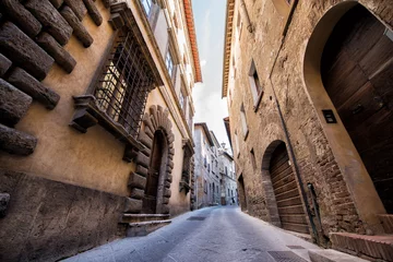 Montalcino, altes Zentrum der Stadt. Urlaub in der Toskana. Italien Urlaub in der Toskana, Italien, Europa. Urlaub im schönen Italien. © Khorzhevska