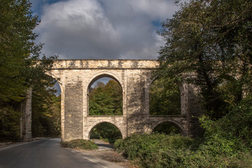 Fototapeta na wymiar Susuzdere Aqueduct at Belgrad Forest