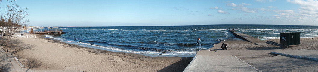 Fototapeta na wymiar Panorama of the autumn beach on the Black Sea. Location: Odessa, Ukraine.
