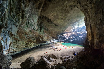 Hang En Cave, Vietnam. World's Largest Caves