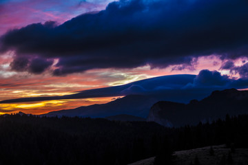 Majestic sunset over mountains.