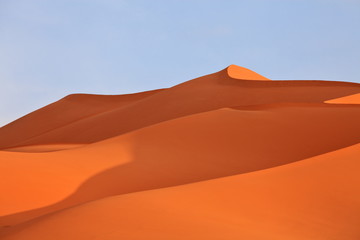 Naklejka na ściany i meble Sand dunes of Erg Chebbi in the Sahara Desert, Morocco