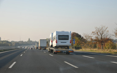 transport auslieferung wohnmobil