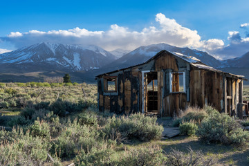abandoned house in the mountains