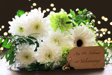 Blumenstrauss am 14. Februar ist Valentinstag