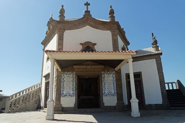 small chapel in sao felix de marinha